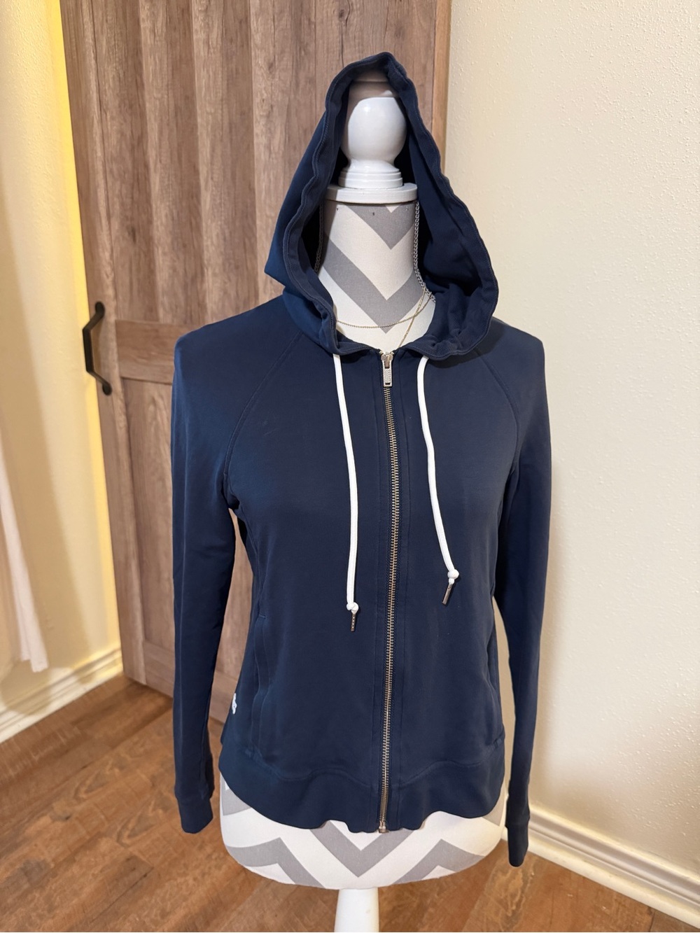 Lacoste Sport Navy Full Zip Hoodie Jacket Women’s 40 Preppy Tenniscore